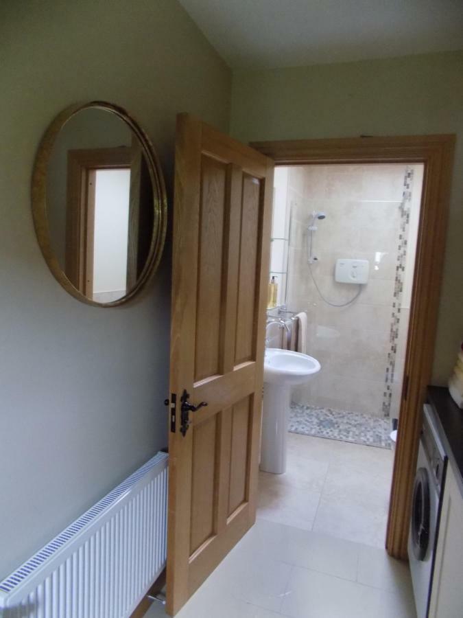 Chapel Meadow Lodge Clonard Экстерьер фото